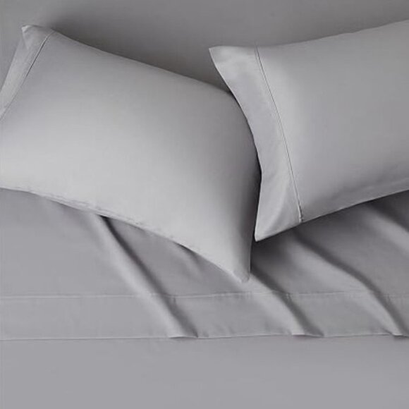 Amazon Basics 4‑Piece Queen Sheet Set #2 - Super Soft, Microfiber, Dark Gray NWT - Picture 4 of 9